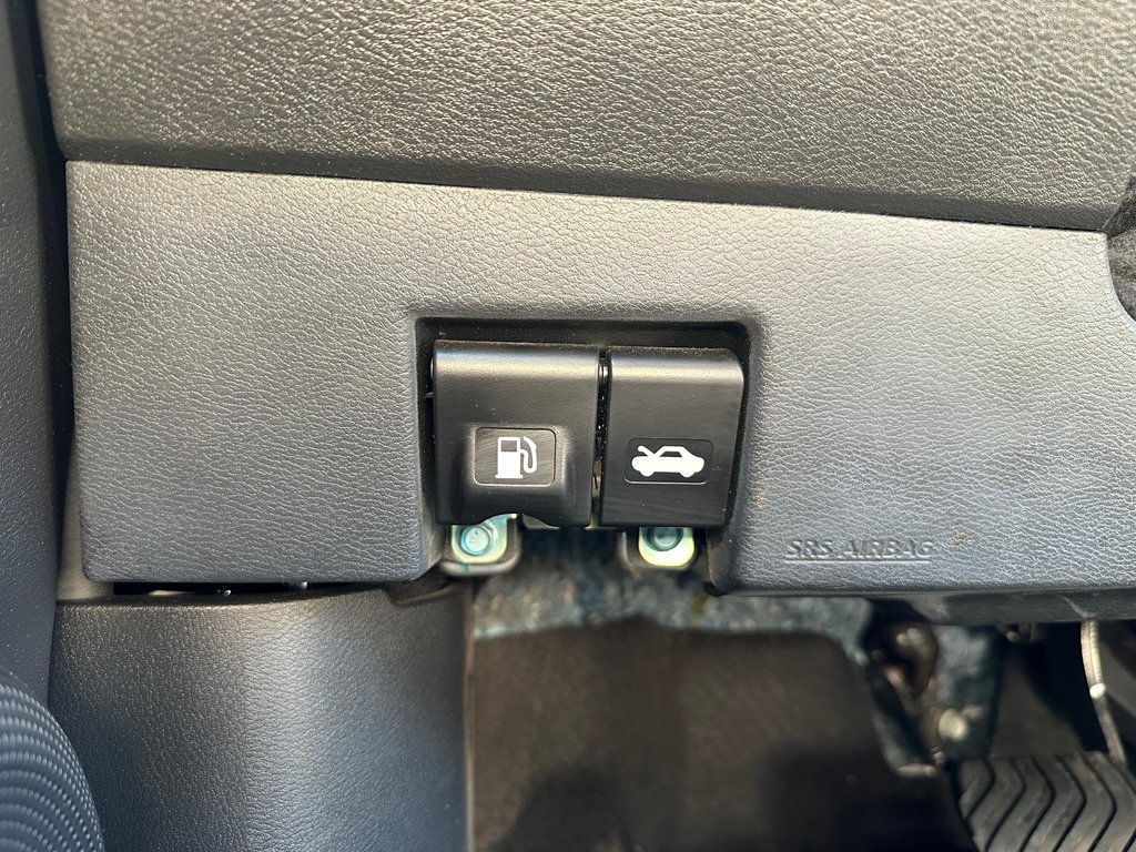 2022 Nissan Kicks in Antigonish, Nova Scotia - 12 - w1024h768px