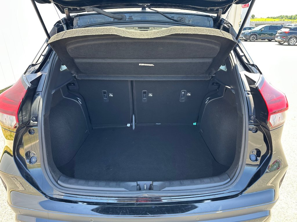 2022 Nissan Kicks in Antigonish, Nova Scotia - 37 - w1024h768px