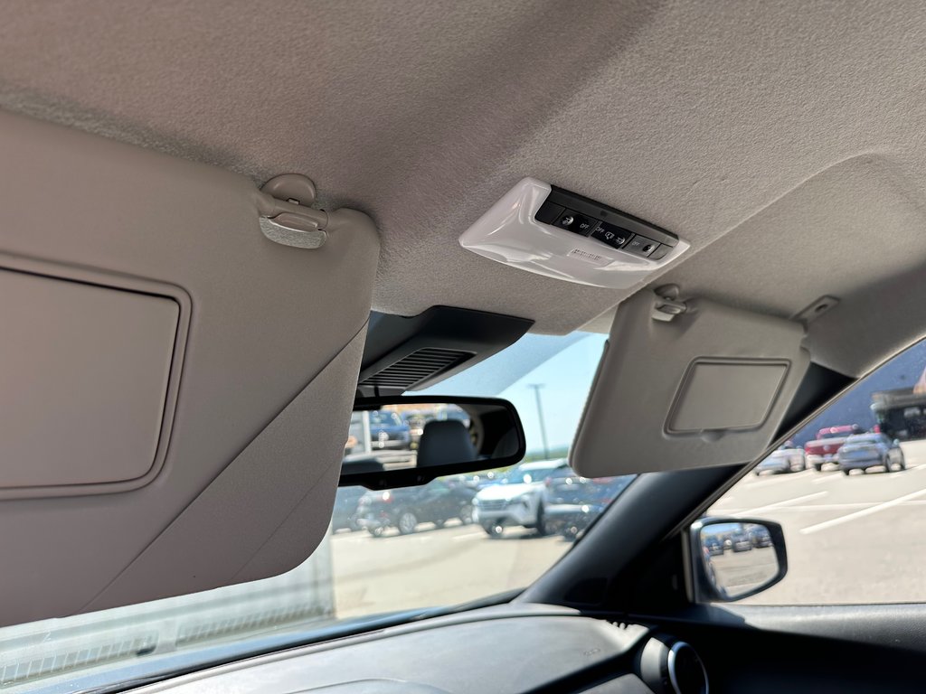 2022 Nissan Kicks in Antigonish, Nova Scotia - 27 - w1024h768px