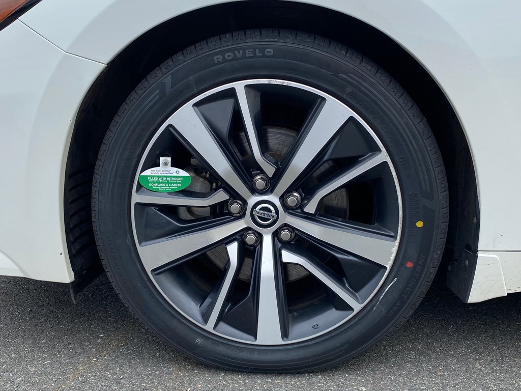 2020 Nissan Maxima in Antigonish, Nova Scotia - 45 - w1024h768px