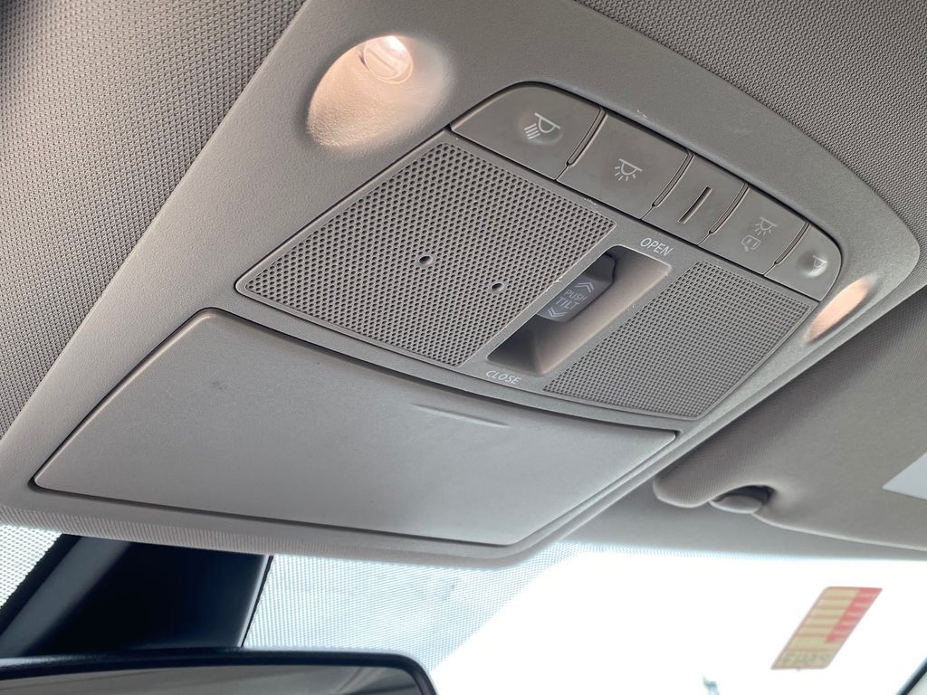 2020 Nissan Maxima in Antigonish, Nova Scotia - 29 - w1024h768px
