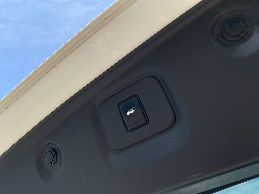 2018 Nissan Pathfinder Platinum | SunRoof | Leather | 7-Pass | Cam | USB in Saint John, New Brunswick - 47 - w1024h768px