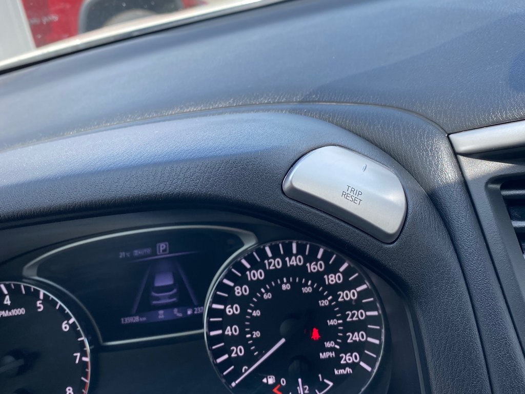 2018 Nissan Pathfinder Platinum | SunRoof | Leather | 7-Pass | Cam | USB in Saint John, New Brunswick - 19 - w1024h768px