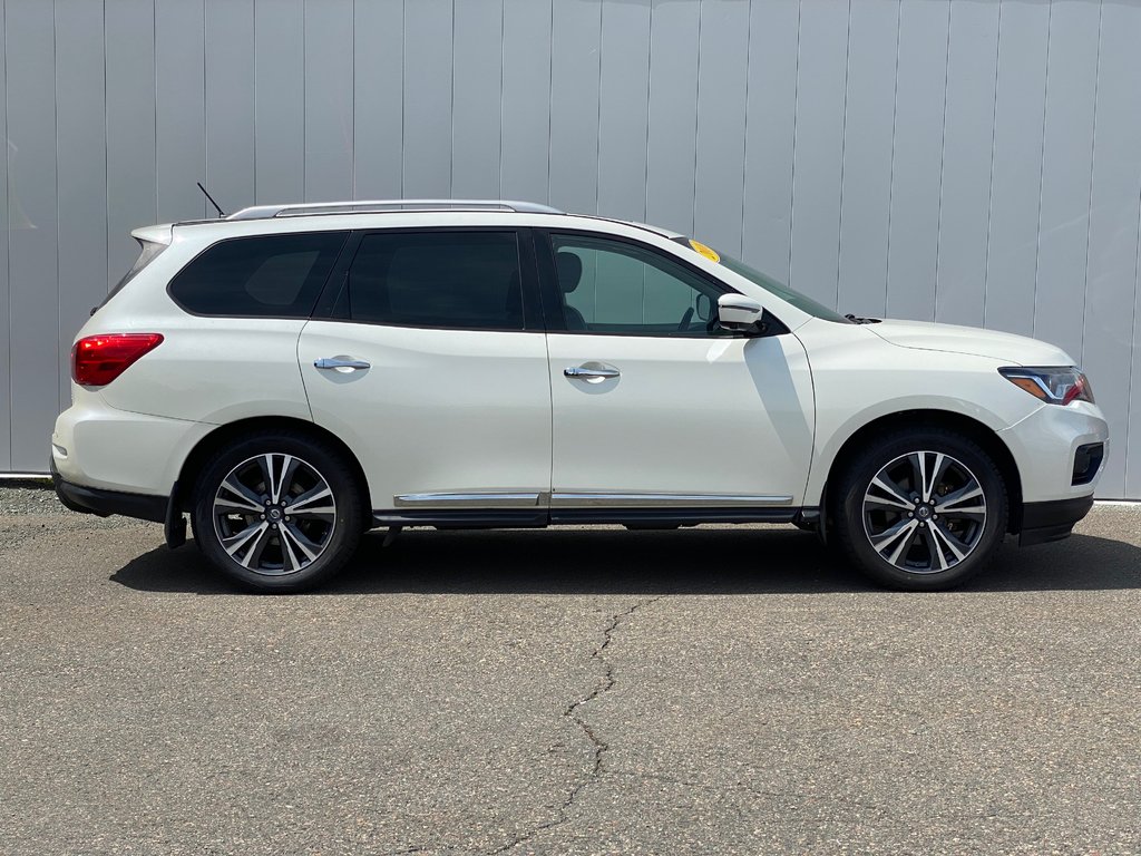 2018 Nissan Pathfinder Platinum | SunRoof | Leather | 7-Pass | Cam | USB in Saint John, New Brunswick - 8 - w1024h768px