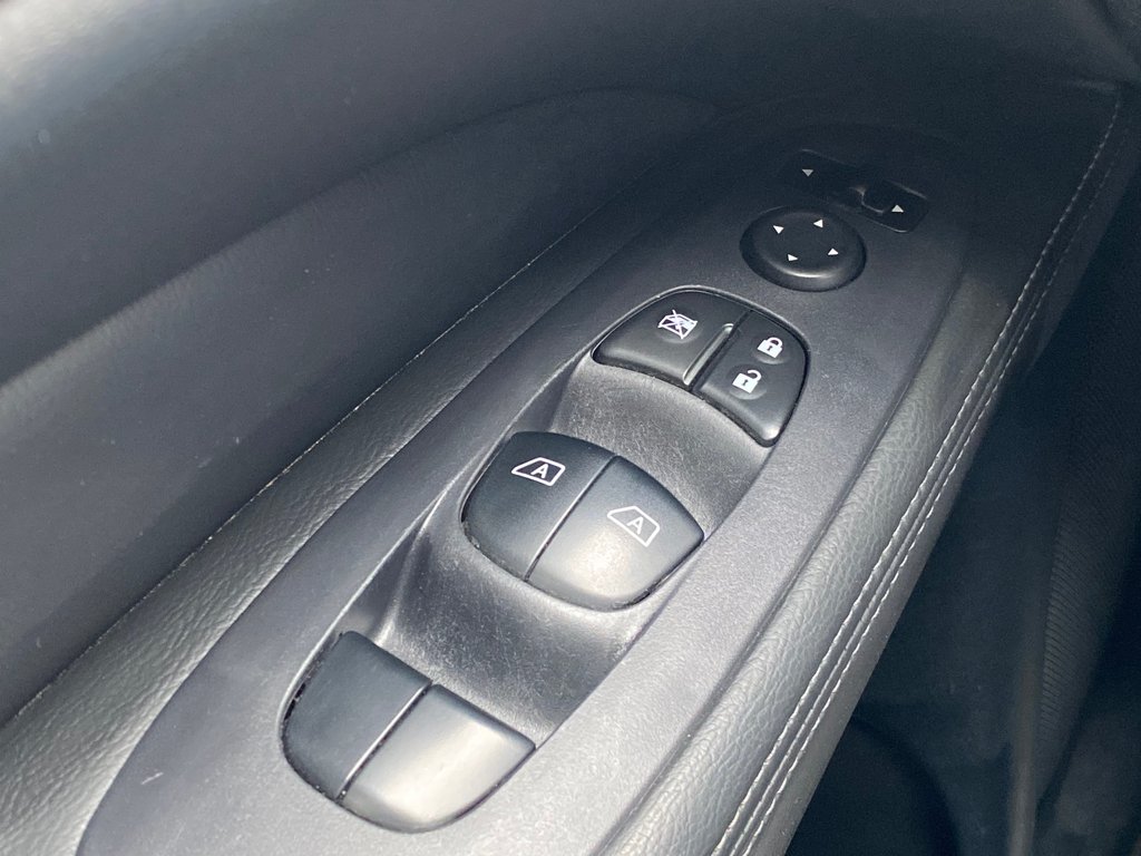 2019 Nissan Pathfinder in Antigonish, Nova Scotia - 10 - w1024h768px