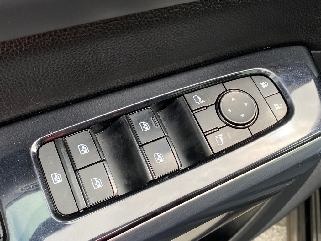 2022 Nissan Pathfinder in Antigonish, Nova Scotia - 14 - w1024h768px