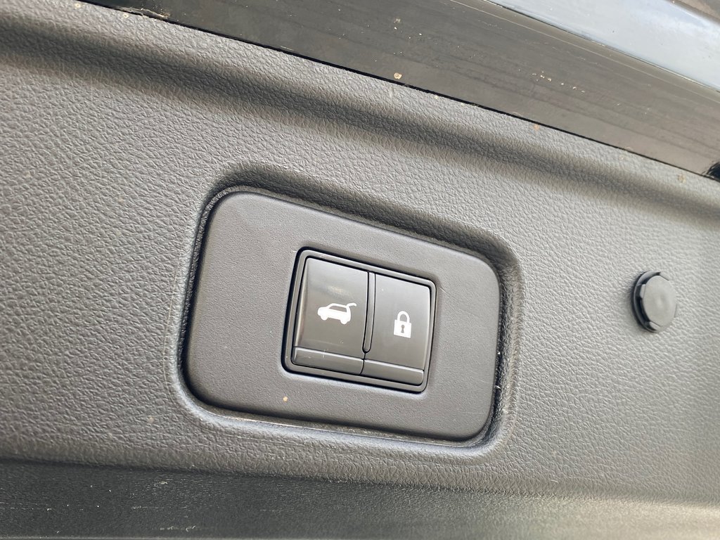 2022 Nissan Pathfinder in Antigonish, Nova Scotia - 48 - w1024h768px