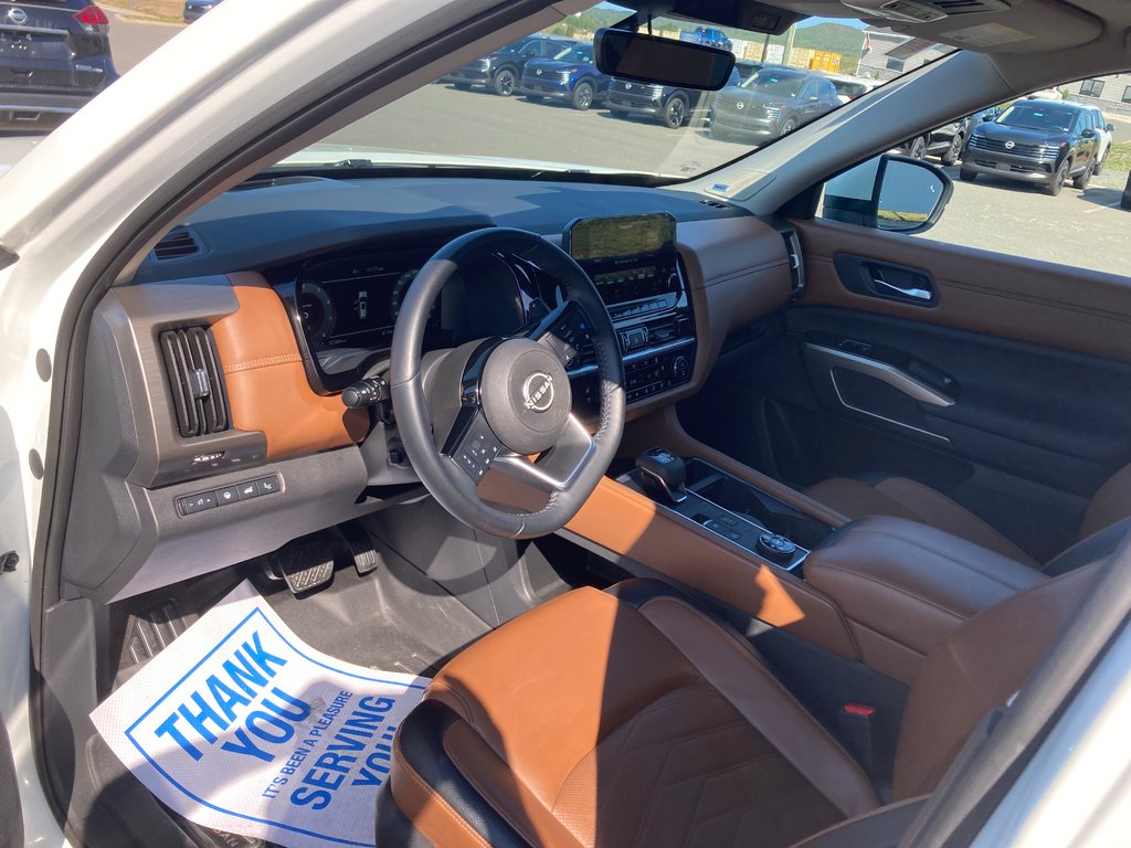 2024 Nissan Pathfinder PLATINUM | Leather | MoonRoof | Warranty to 2028 in Saint John, New Brunswick - 34 - w1024h768px