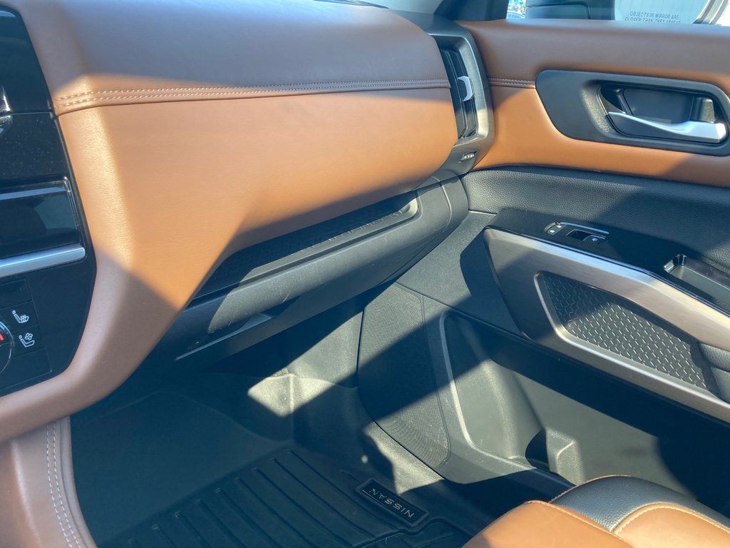 2024 Nissan Pathfinder PLATINUM | Leather | MoonRoof | Warranty to 2028 in Saint John, New Brunswick - 31 - w1024h768px