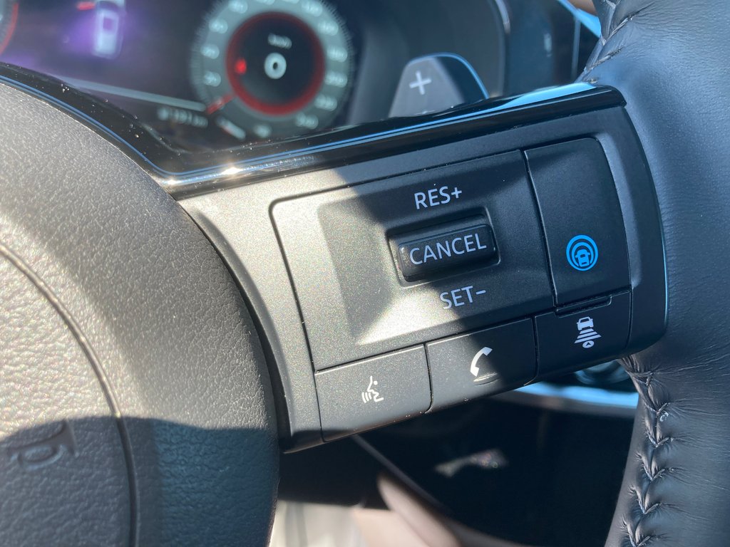 2024 Nissan Pathfinder PLATINUM | Leather | MoonRoof | Warranty to 2028 in Saint John, New Brunswick - 20 - w1024h768px