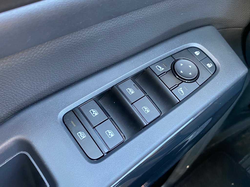 2024 Nissan Pathfinder SV | 3rd row | Cam | AdpCruise | Warranty to 2029 in Saint John, New Brunswick - 14 - w1024h768px