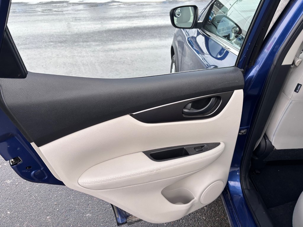 2020 Nissan Qashqai S | Cam | USB | HtdSeats | Warranty to 2025 in Saint John, New Brunswick - 20 - w1024h768px