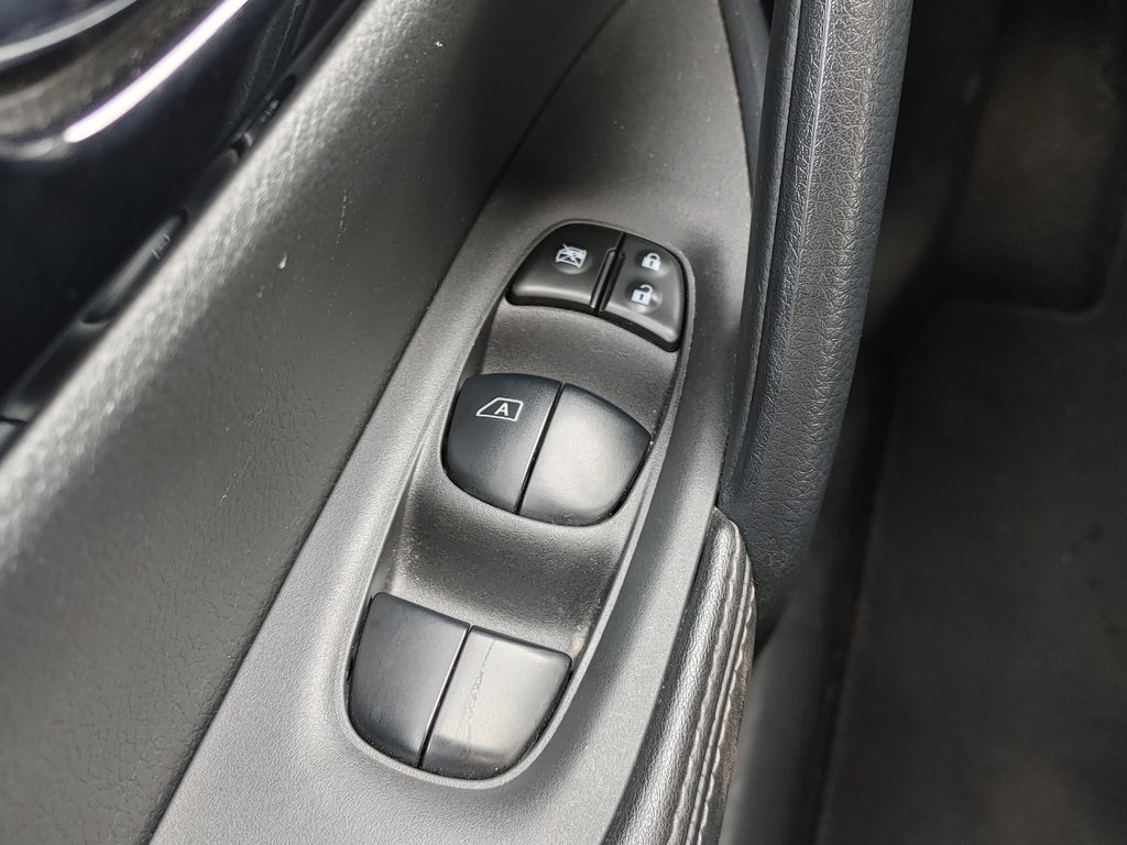 2023 Nissan Qashqai in Antigonish, Nova Scotia - 64 - w1024h768px