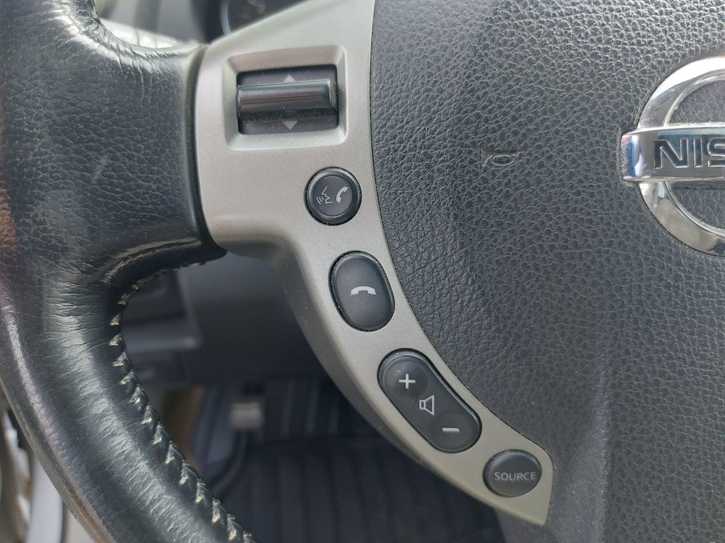 2012 Nissan Rogue in Antigonish, Nova Scotia - 12 - w1024h768px