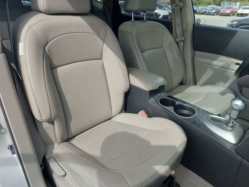 2012 Nissan Rogue in Antigonish, Nova Scotia - 47 - w1024h768px