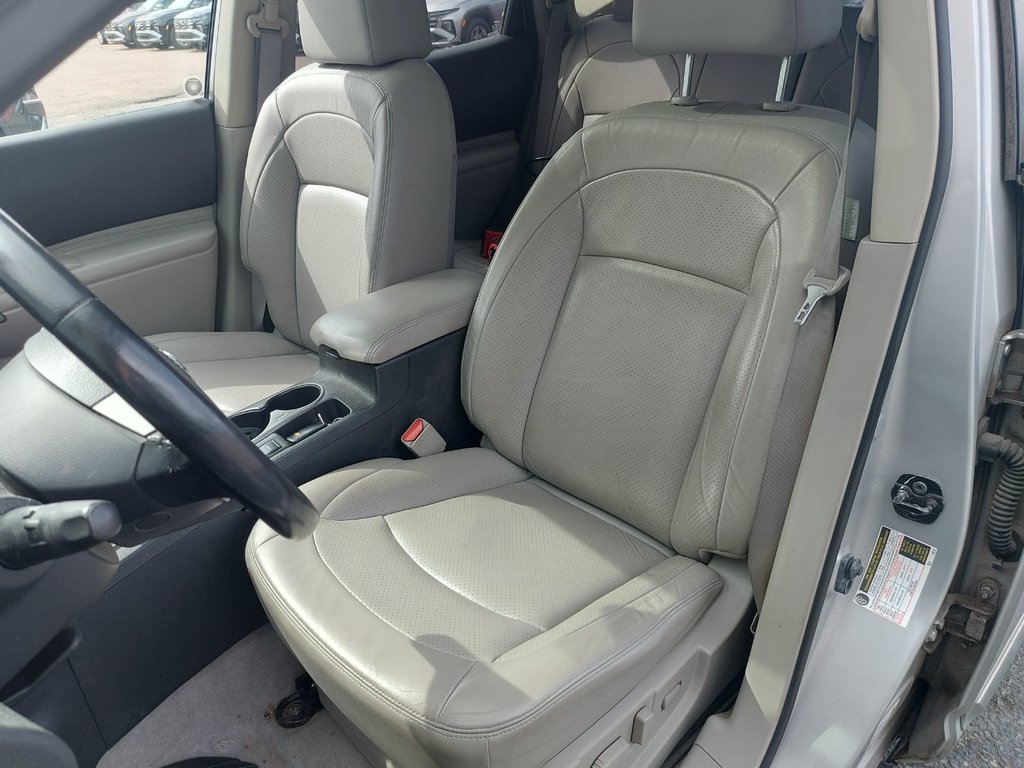 2012 Nissan Rogue in Antigonish, Nova Scotia - 29 - w1024h768px