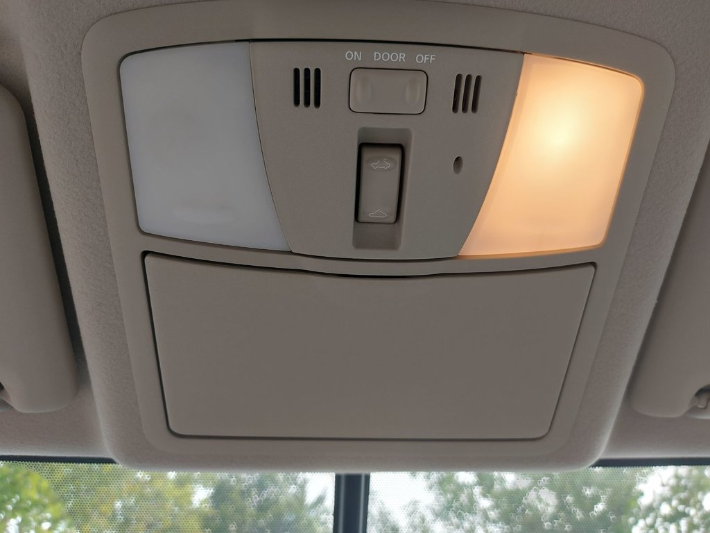 2012 Nissan Rogue in Antigonish, Nova Scotia - 21 - w1024h768px