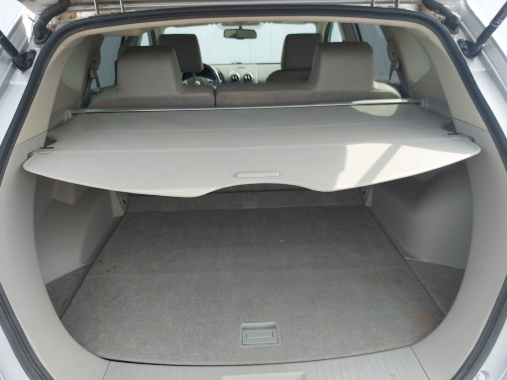 2012 Nissan Rogue in Antigonish, Nova Scotia - 68 - w1024h768px