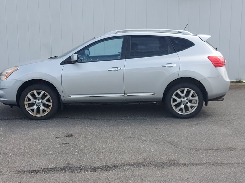 2012 Nissan Rogue in Antigonish, Nova Scotia - 6 - w1024h768px