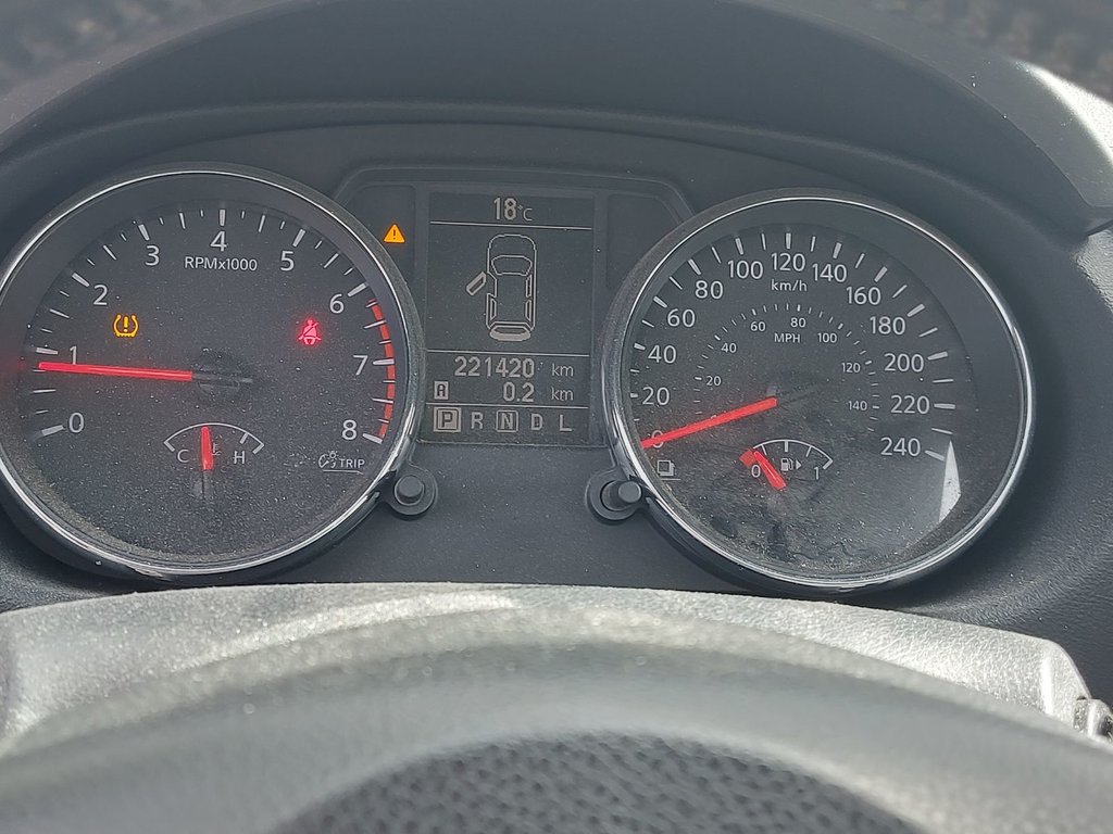 2012 Nissan Rogue in Antigonish, Nova Scotia - 10 - w1024h768px
