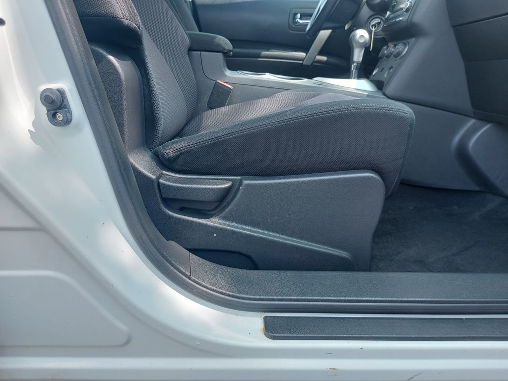 2013 Nissan Rogue SV | SunRoof | Cam |  HtdSeats | Bluetooth in Saint John, New Brunswick - 52 - w1024h768px