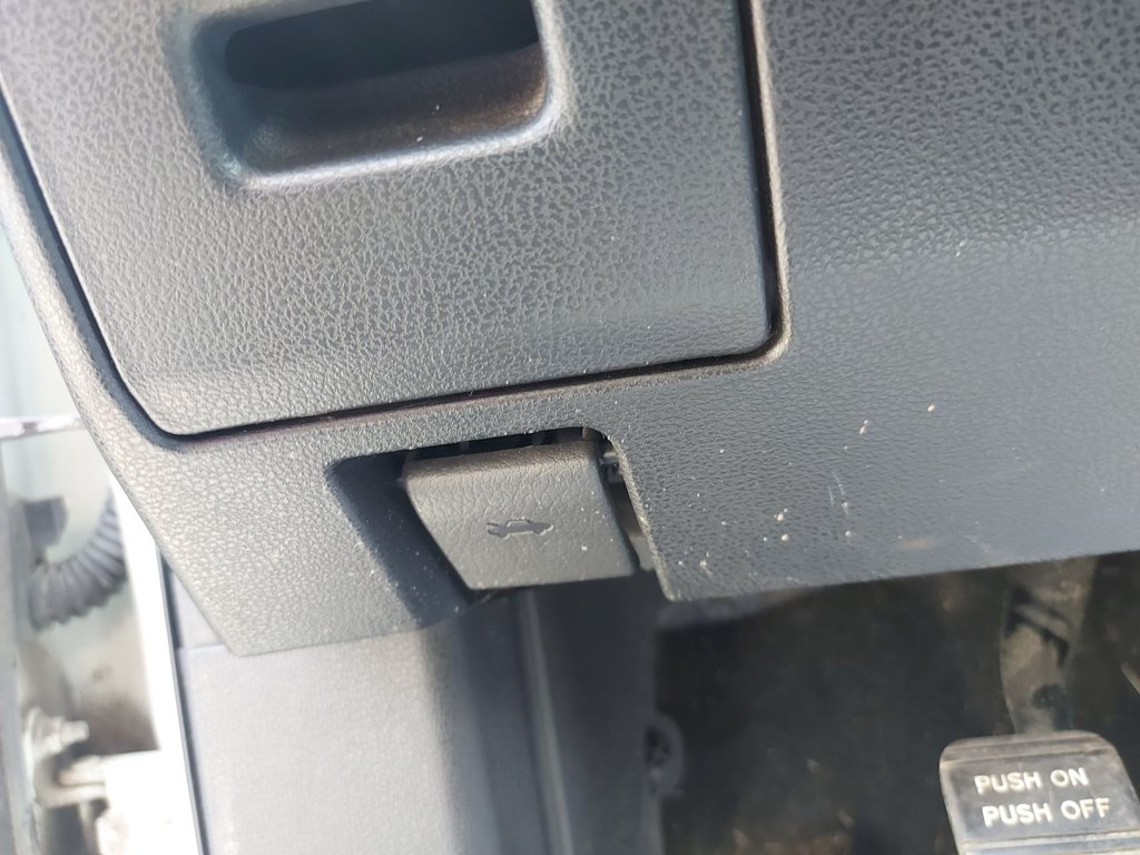 2013 Nissan Rogue SV | SunRoof | Cam |  HtdSeats | Bluetooth in Saint John, New Brunswick - 16 - w1024h768px