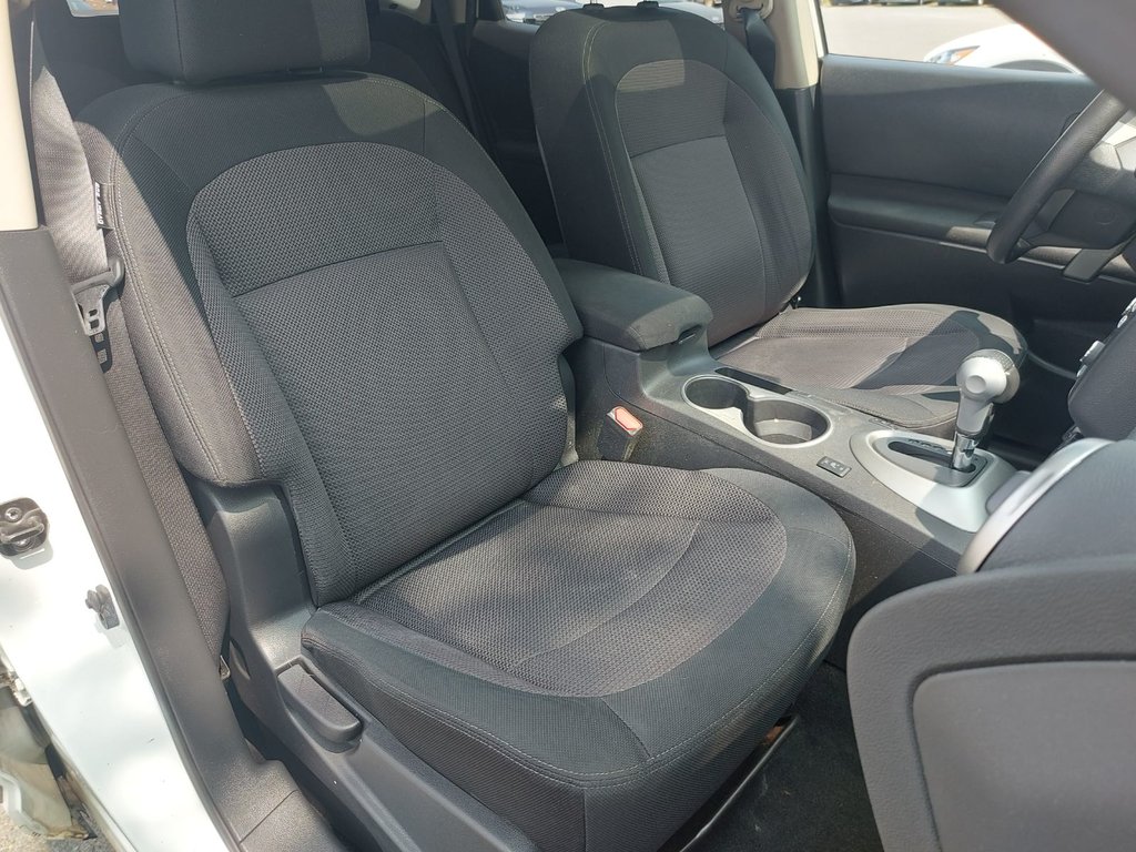2013 Nissan Rogue SV | SunRoof | Cam |  HtdSeats | Bluetooth in Saint John, New Brunswick - 48 - w1024h768px