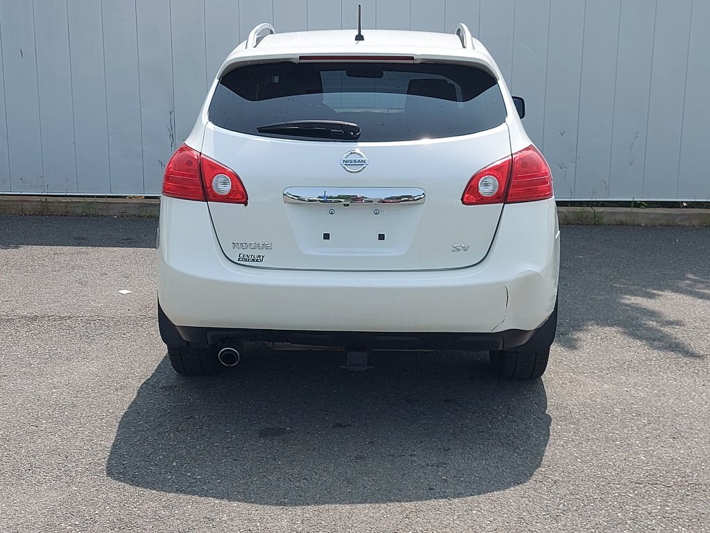 2013 Nissan Rogue SV | SunRoof | Cam |  HtdSeats | Bluetooth in Saint John, New Brunswick - 4 - w1024h768px