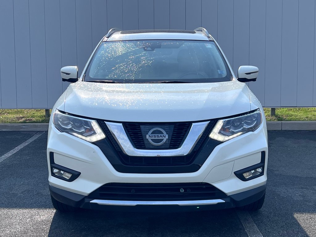 2017 Nissan Rogue SL PLATINUM | Leather | MoonRoof | Cam | Cruise in Saint John, New Brunswick - 2 - w1024h768px