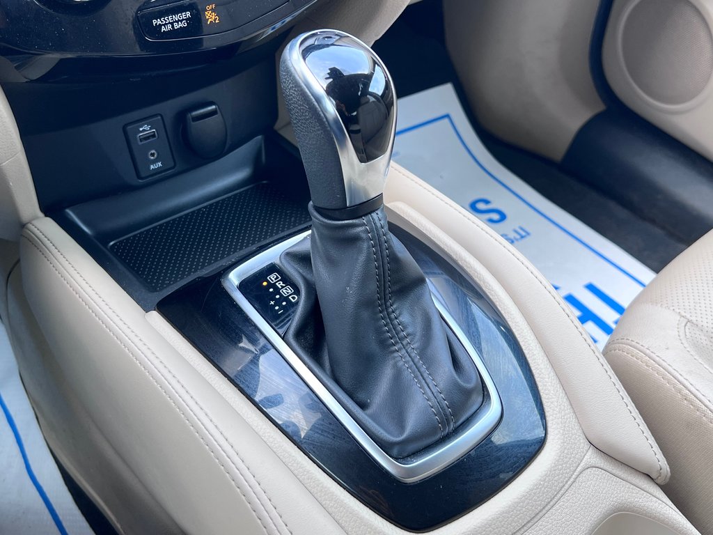 2017 Nissan Rogue SL PLATINUM | Leather | MoonRoof | Cam | Cruise in Saint John, New Brunswick - 26 - w1024h768px