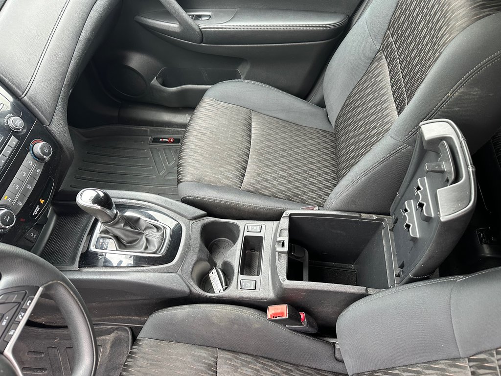 2017 Nissan Rogue S | Cam | USB | Bluetooth | Keyless | Cruise in Saint John, New Brunswick - 46 - w1024h768px