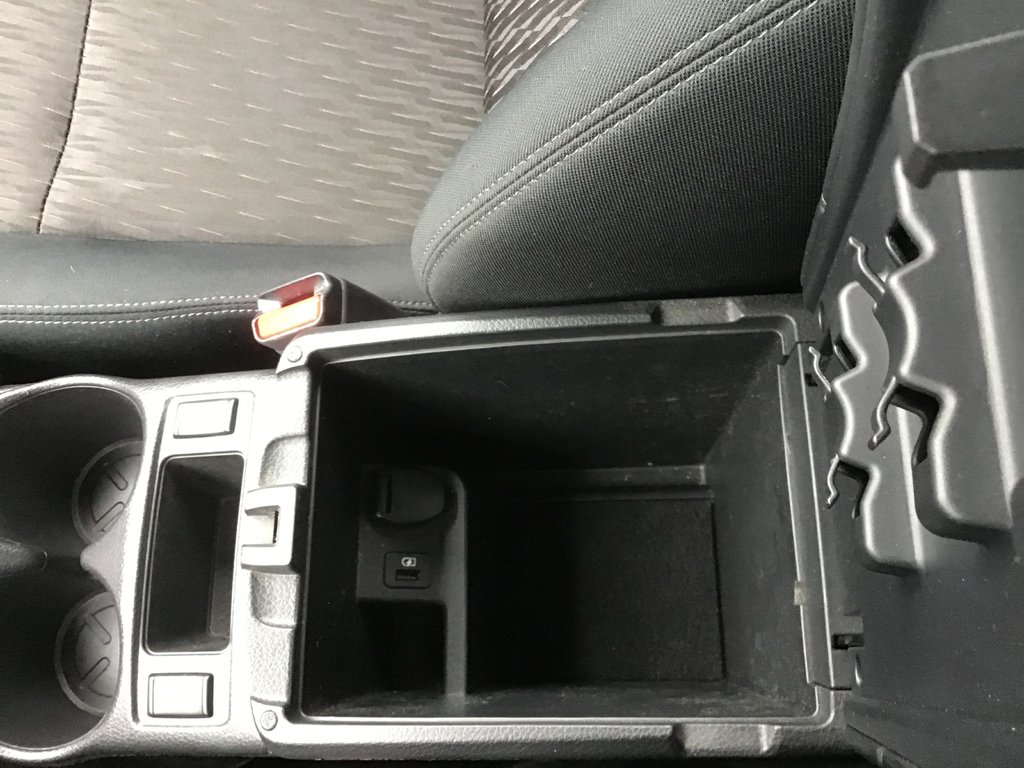 2018 Nissan Rogue SV | AWD | HtdSeats | BackCam |Warranty to 2023 in Saint John, New Brunswick - 34 - w1024h768px