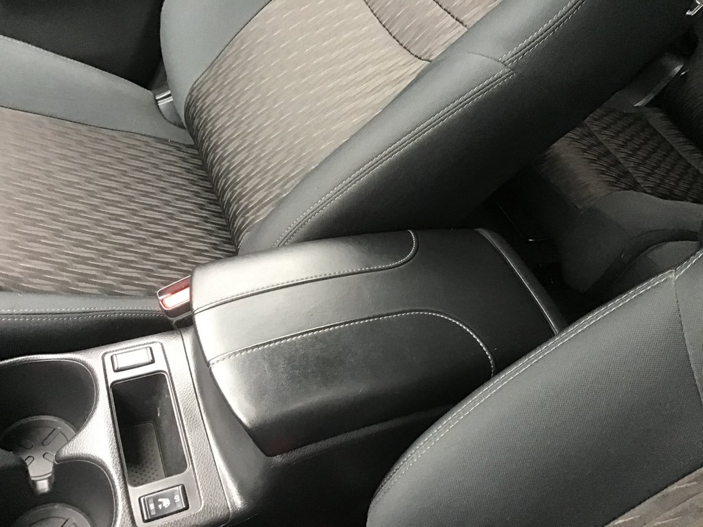 2018 Nissan Rogue SV | AWD | HtdSeats | BackCam |Warranty to 2023 in Saint John, New Brunswick - 33 - w1024h768px