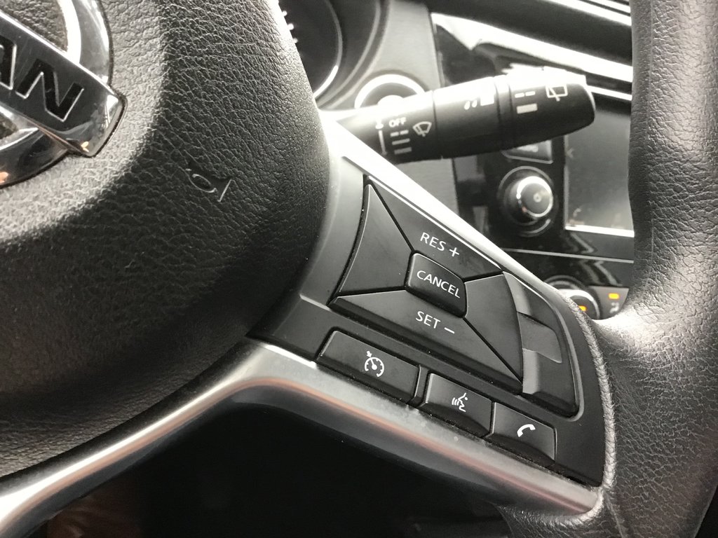 2018 Nissan Rogue SV | AWD | HtdSeats | BackCam |Warranty to 2023 in Saint John, New Brunswick - 27 - w1024h768px