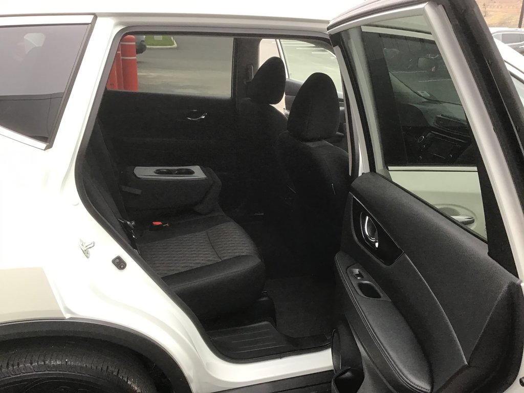 2018 Nissan Rogue SV | AWD | HtdSeats | BackCam |Warranty to 2023 in Saint John, New Brunswick - 16 - w1024h768px