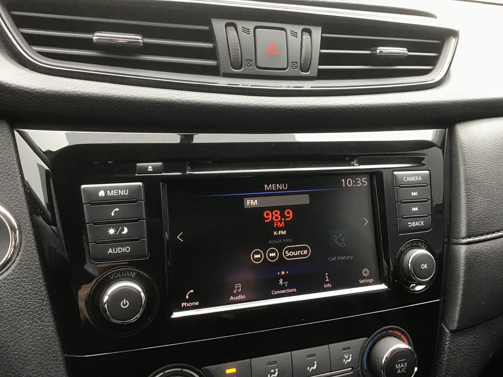 2018 Nissan Rogue SV | AWD | HtdSeats | BackCam |Warranty to 2023 in Saint John, New Brunswick - 29 - w1024h768px