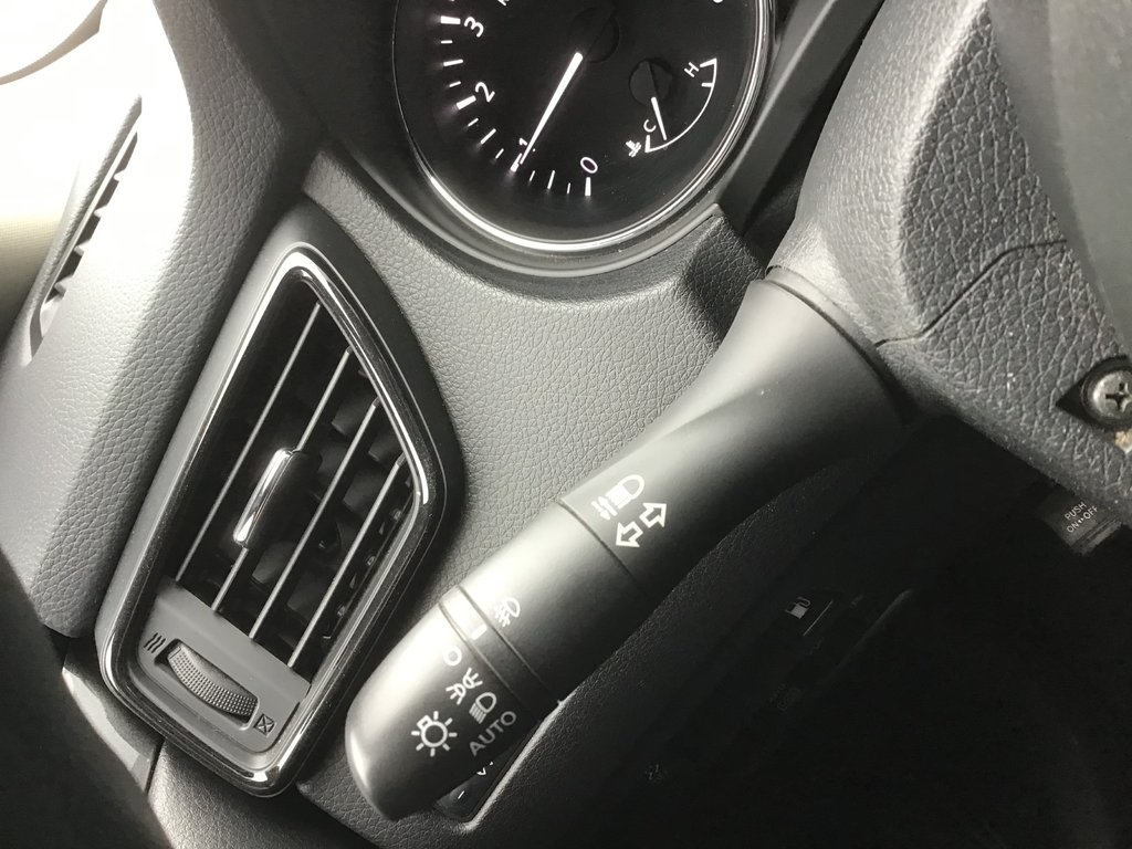 2018 Nissan Rogue SV | AWD | HtdSeats | BackCam |Warranty to 2023 in Saint John, New Brunswick - 24 - w1024h768px