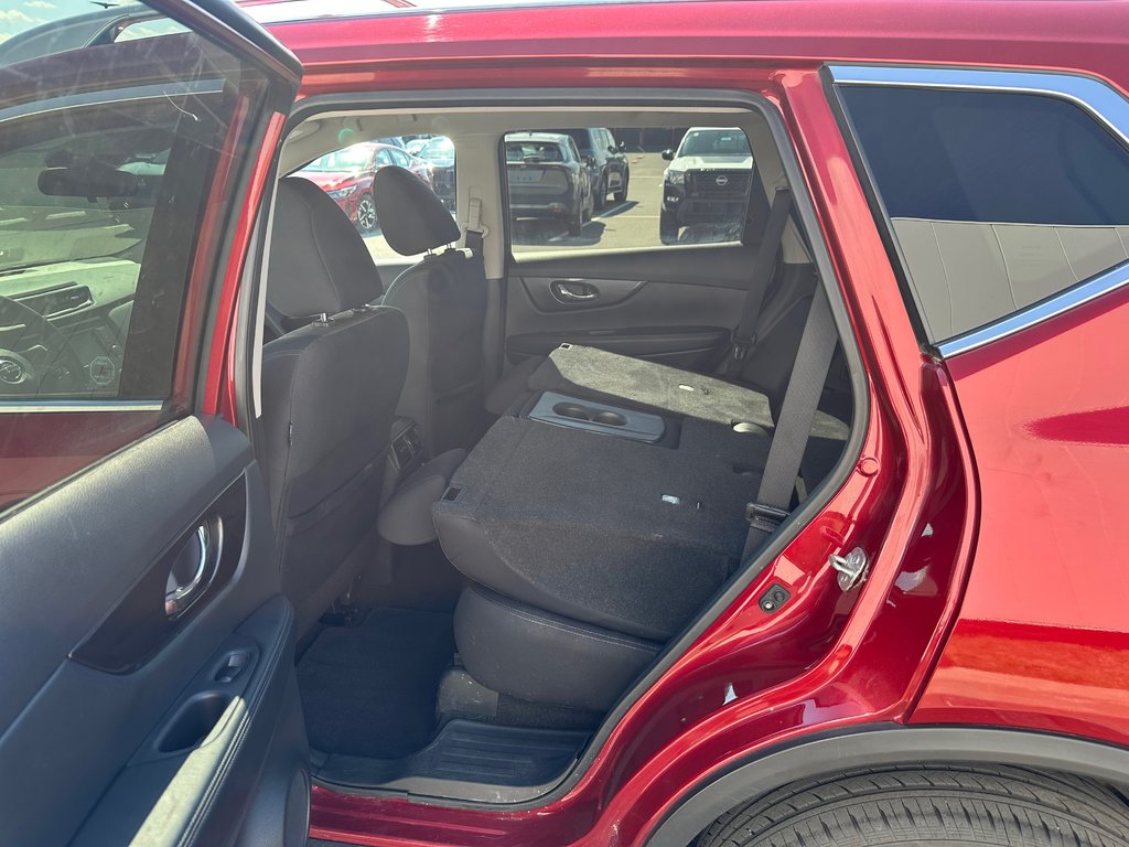 2019 Nissan Rogue SV | 360° Cam | USB | HtdSeats | Adp.Cruise in Saint John, New Brunswick - 35 - w1024h768px