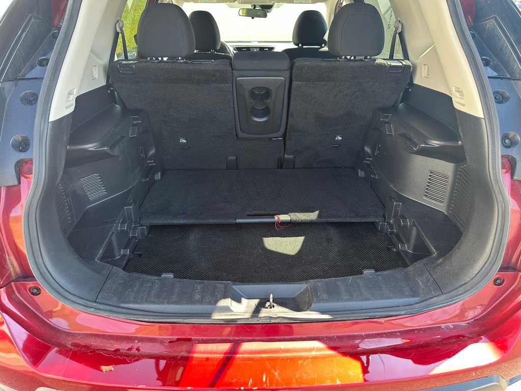 2019 Nissan Rogue SV | 360° Cam | USB | HtdSeats | Adp.Cruise in Saint John, New Brunswick - 39 - w1024h768px