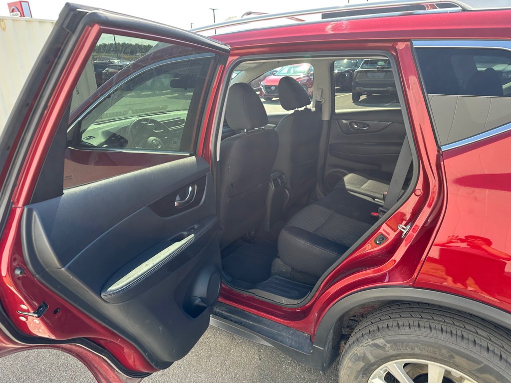 2019 Nissan Rogue SV | 360° Cam | USB | HtdSeats | Adp.Cruise in Saint John, New Brunswick - 32 - w1024h768px