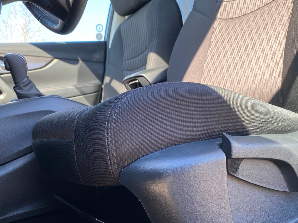 2020 Nissan Rogue in Antigonish, Nova Scotia - 11 - w1024h768px
