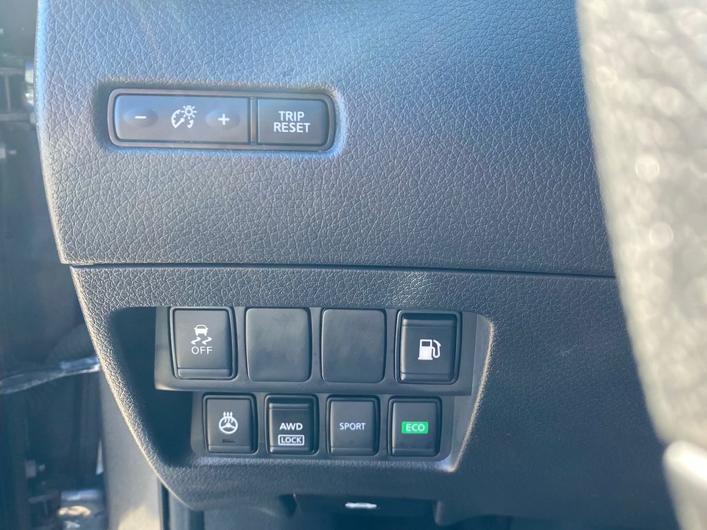 2020 Nissan Rogue in Antigonish, Nova Scotia - 13 - w1024h768px