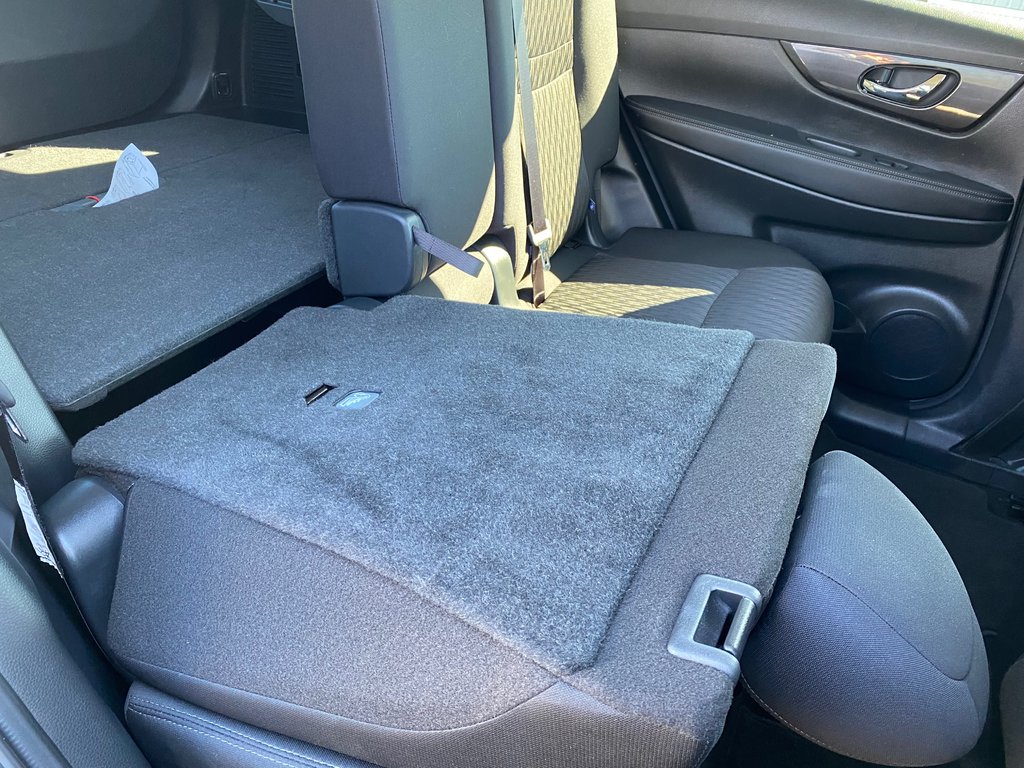 2020 Nissan Rogue in Antigonish, Nova Scotia - 39 - w1024h768px