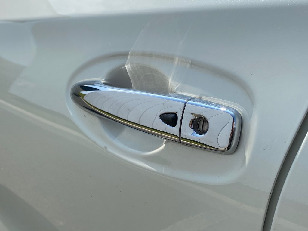 2020 Nissan Rogue SV | Cam | HtdSeats | USB | Keyless | Cruise in Saint John, New Brunswick - 10 - w1024h768px