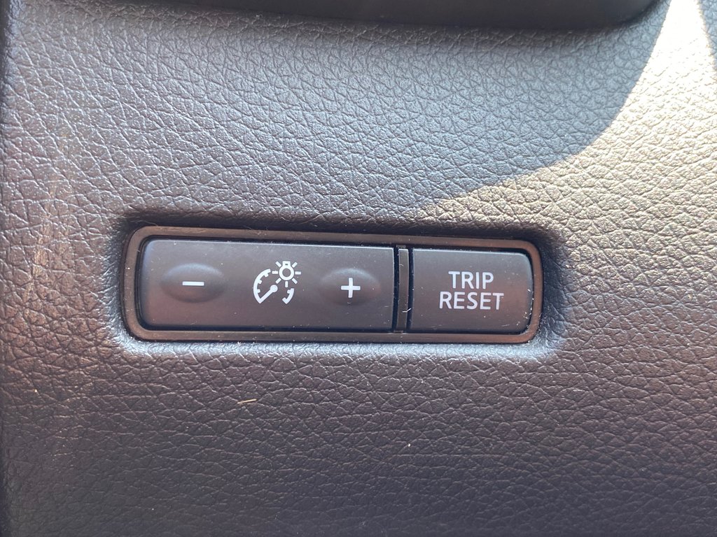 2020 Nissan Rogue SV | Cam | HtdSeats | USB | Keyless | Cruise in Saint John, New Brunswick - 15 - w1024h768px