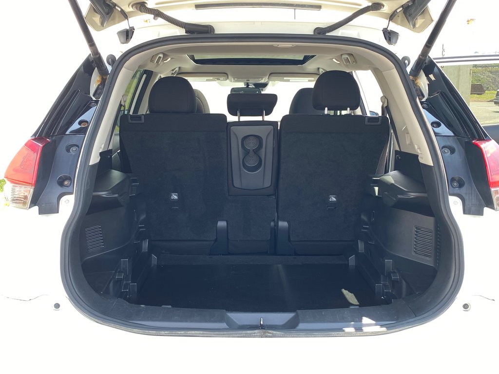 2020 Nissan Rogue SV | Cam | HtdSeats | USB | Keyless | Cruise in Saint John, New Brunswick - 44 - w1024h768px