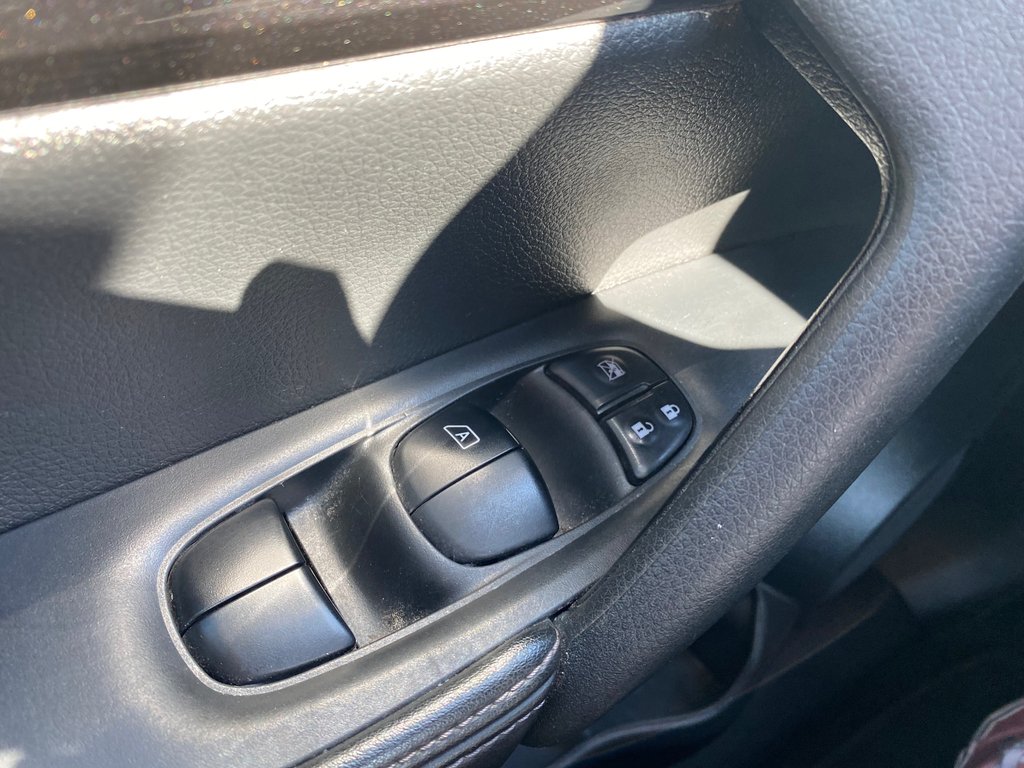 2020 Nissan Rogue S | Cam | USB | Bluetooth | Cruise in Saint John, New Brunswick - 14 - w1024h768px