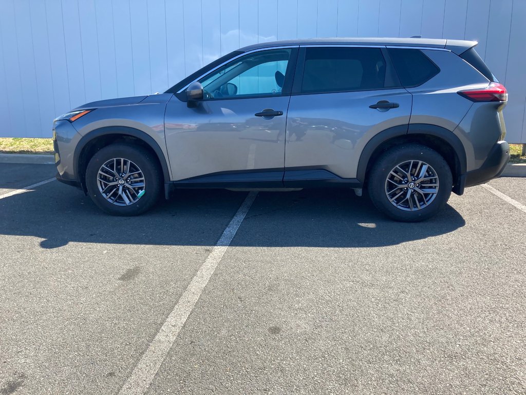 2021 Nissan Rogue in Antigonish, Nova Scotia - 4 - w1024h768px