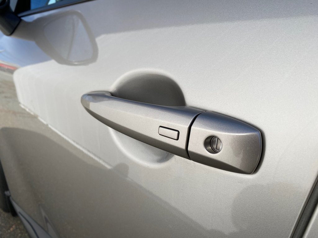 2023 Nissan Rogue SV MOONROOF | Cam | USB | Warranty to 2027 in Saint John, New Brunswick - 10 - w1024h768px