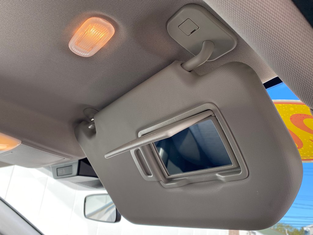 2023 Nissan Rogue SV MOONROOF | Cam | USB | Warranty to 2027 in Saint John, New Brunswick - 35 - w1024h768px